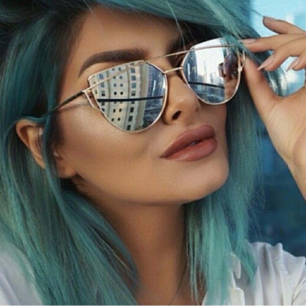 🆕 Mirrored Sunglasses